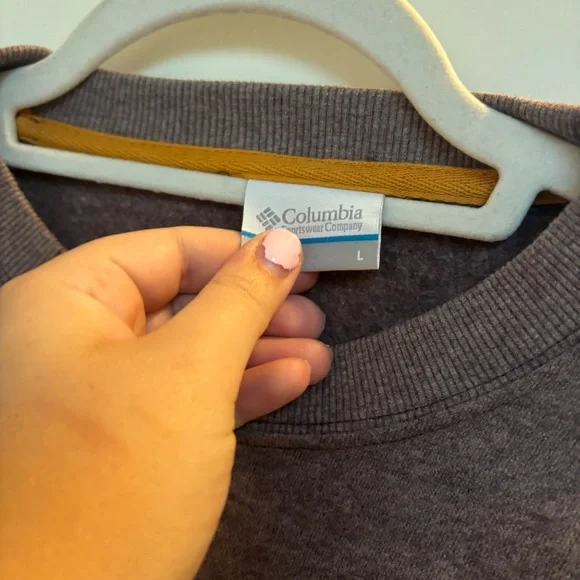 Columbia Red Cropped Boxy Hoodie - Picture 4 of 5